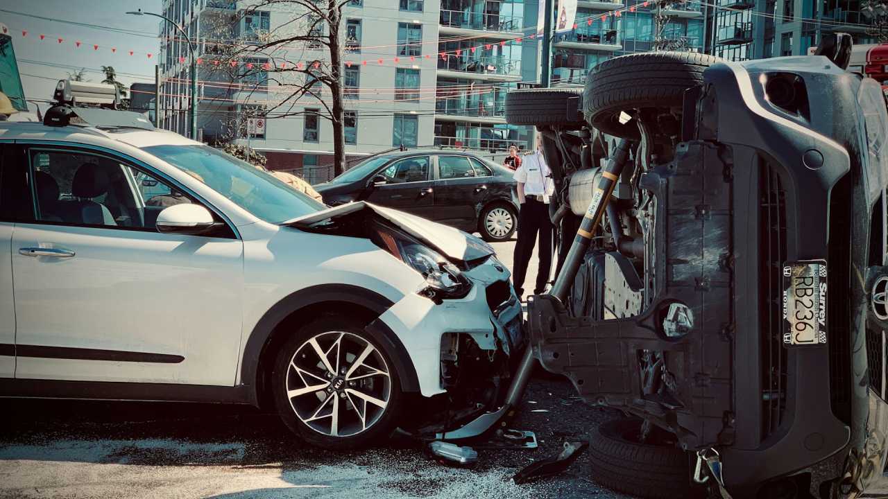 How to Handle Car Accident Claims Involving Multiple Parties